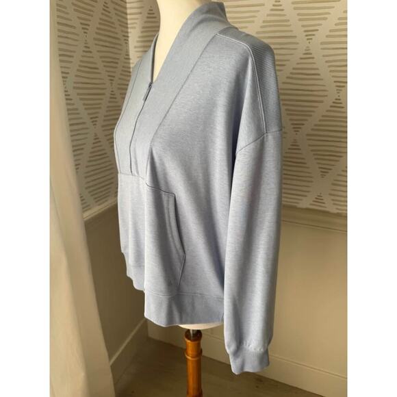 Travis Mathew Women’s Large Heather Blue Bristol Half Zip Pullover - Picture 4 of 8
